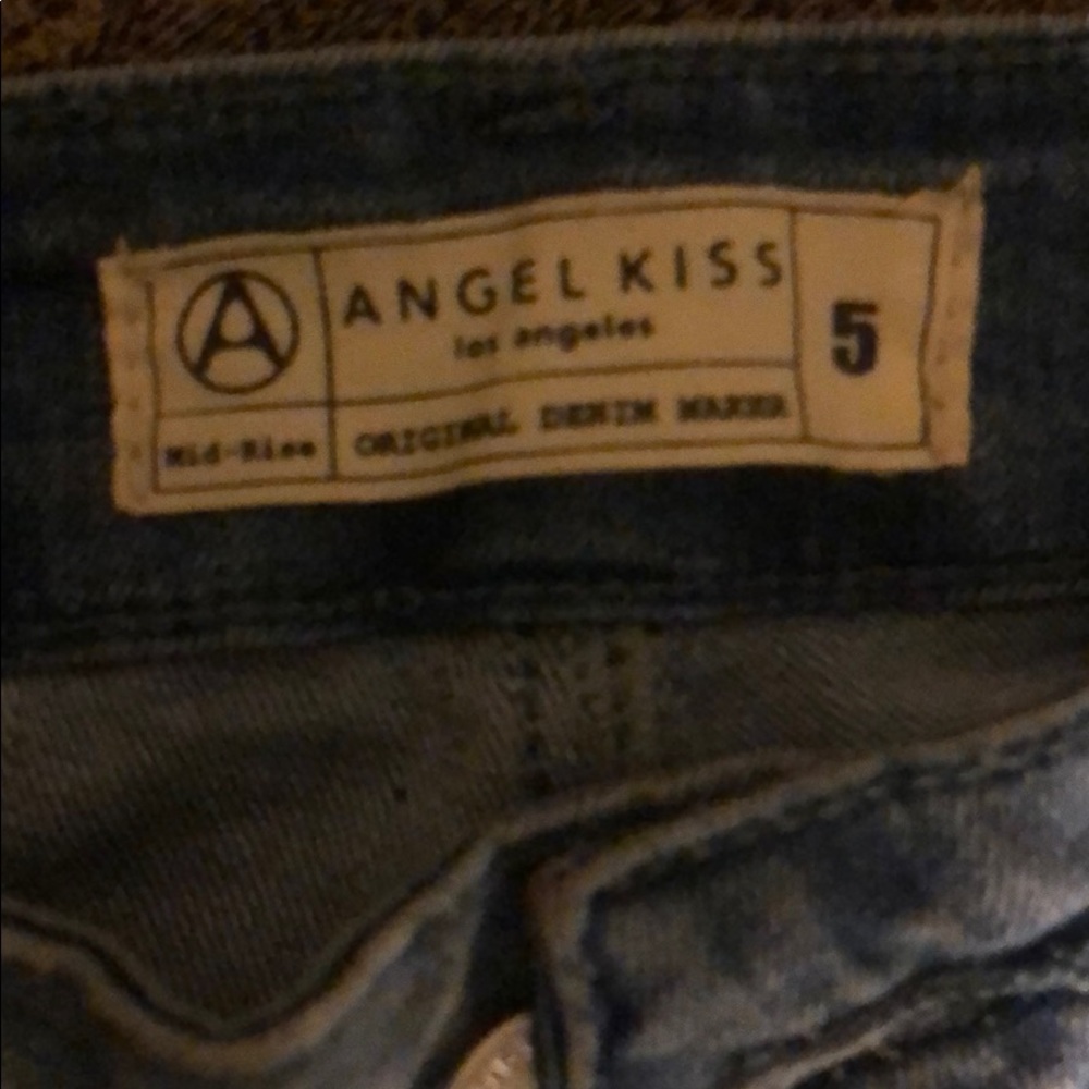 Shorts - Picture 3 of 3